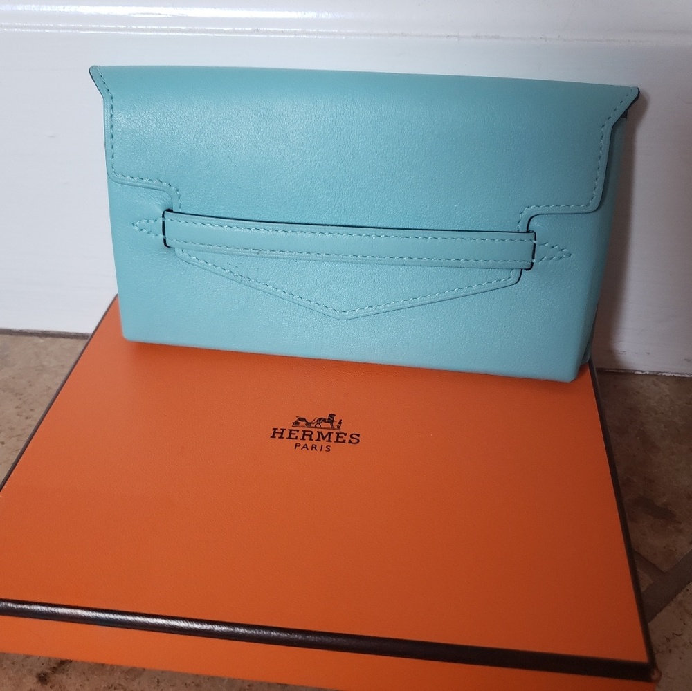 Hermes swift smart case